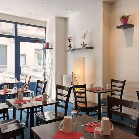 Отель The Originals City, Notre Dame,