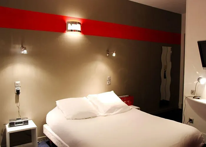 Отель The Originals City, Notre Dame, Руан