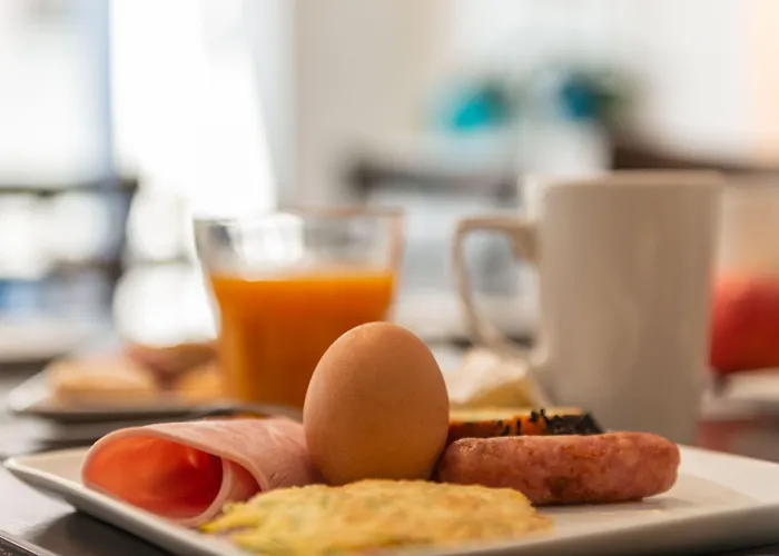 Отель The Originals City, Notre Dame, Руан